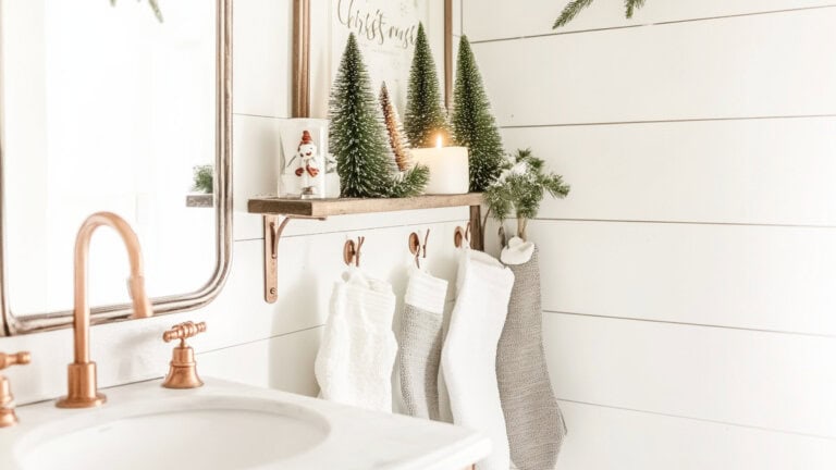 Festive Bathroom Christmas Decor (For Small Spaces)